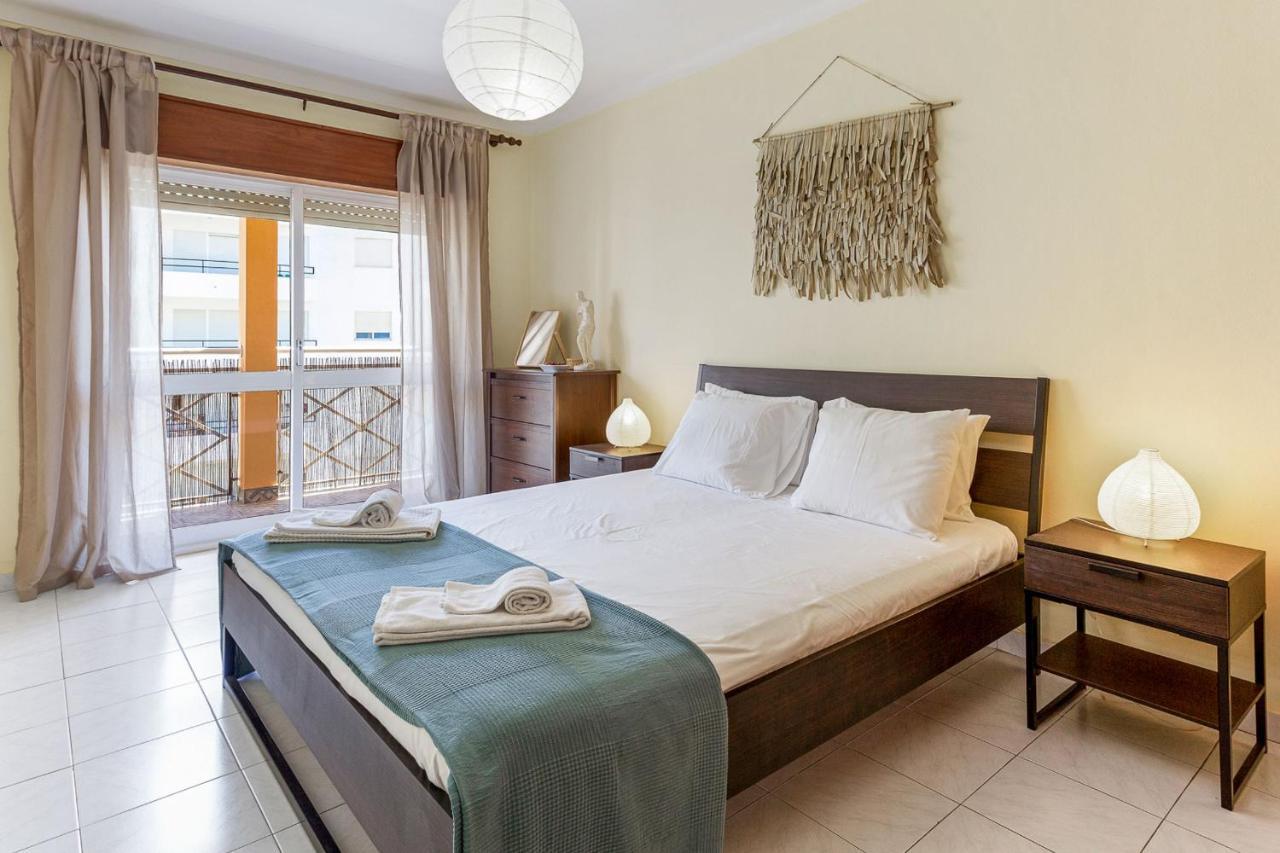 1Br Infante Flat In Quarteira By Lovelystay Экстерьер фото